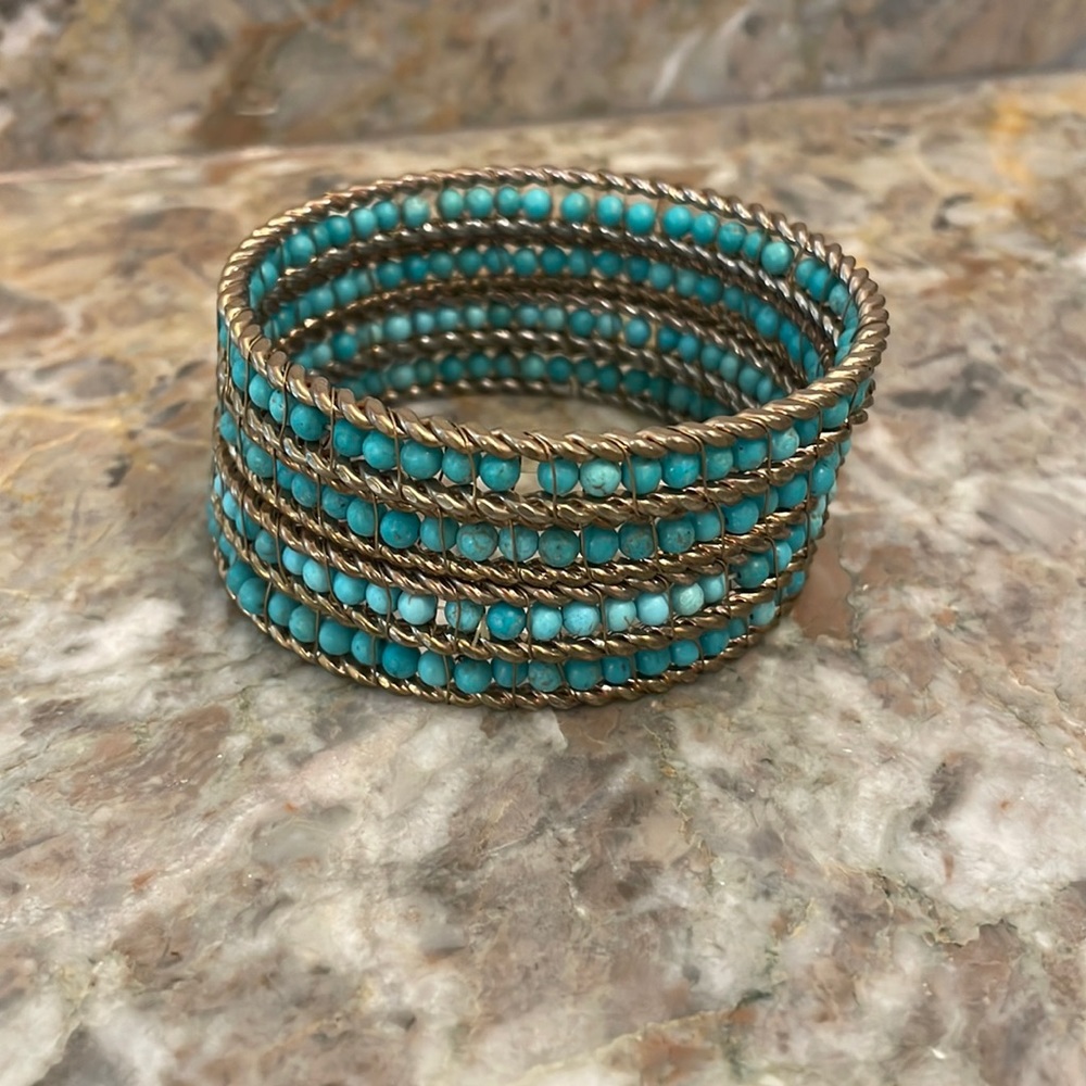 Set of 4 stacking turquoise beaded bangles